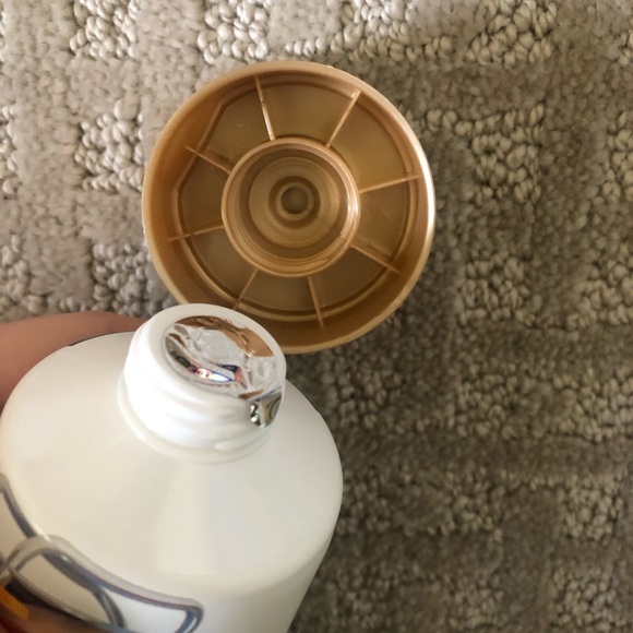 Herb Day 365 by the face shop foaming cleanser 170ml aloe & green tea - Picture 5 of 5